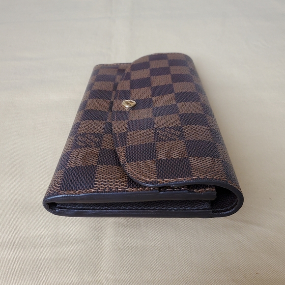 LOUIS VUITTON EMILIE DAMIER EBENE WALLET - Picture 4 of 16